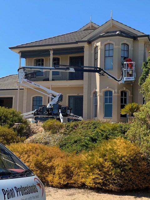 aluminium-windows-difficult-access