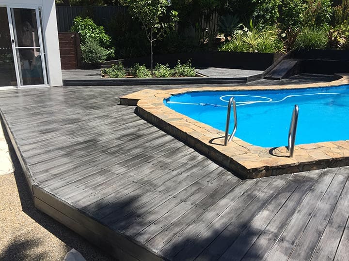 Decking Painting & Staining correct preparation and undercoats